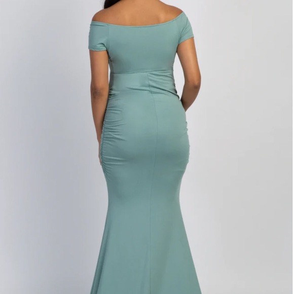 PinkBlush Mint Off Shoulder Wrap Maternity Photoshoot Gown/Dress - Picture 3 of 4